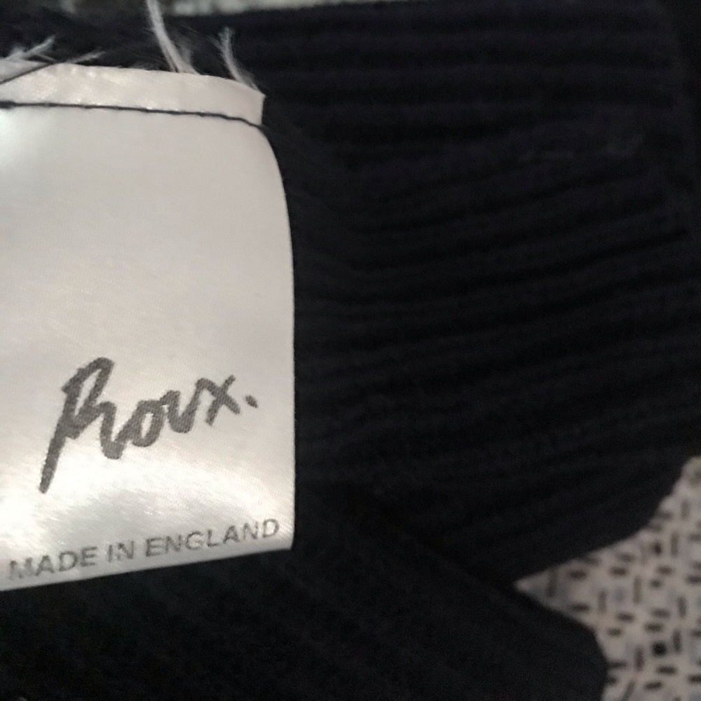 Urban Outfitters x Roux Basic Rib Scarf - Picture 4 of 4